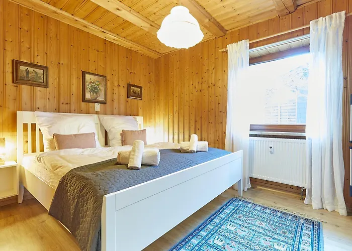 Apart Otel Moderne Im Bayerischen Wald Mit Bergblick, Balkon & Grosser Terrasse Schöfweg